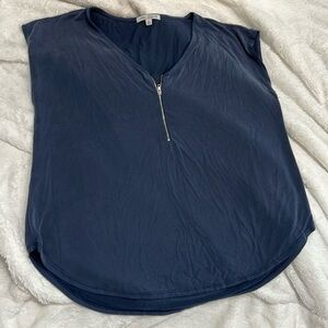 Woman’s sleeveless t shirt Green Envelope XL